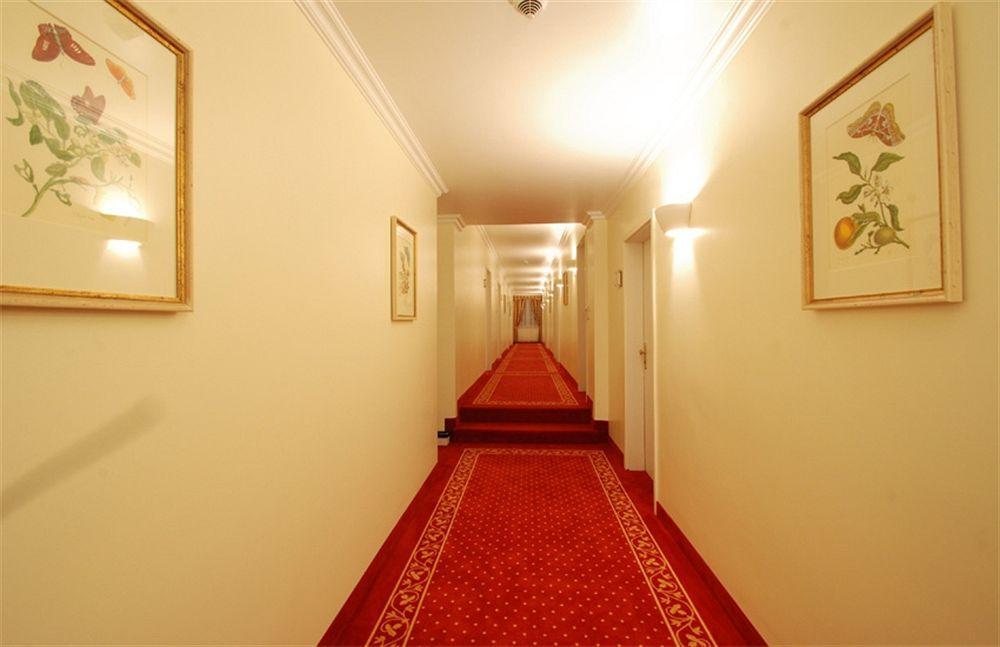 Landgasthof Hotel Gentner Nuremberga Exterior foto